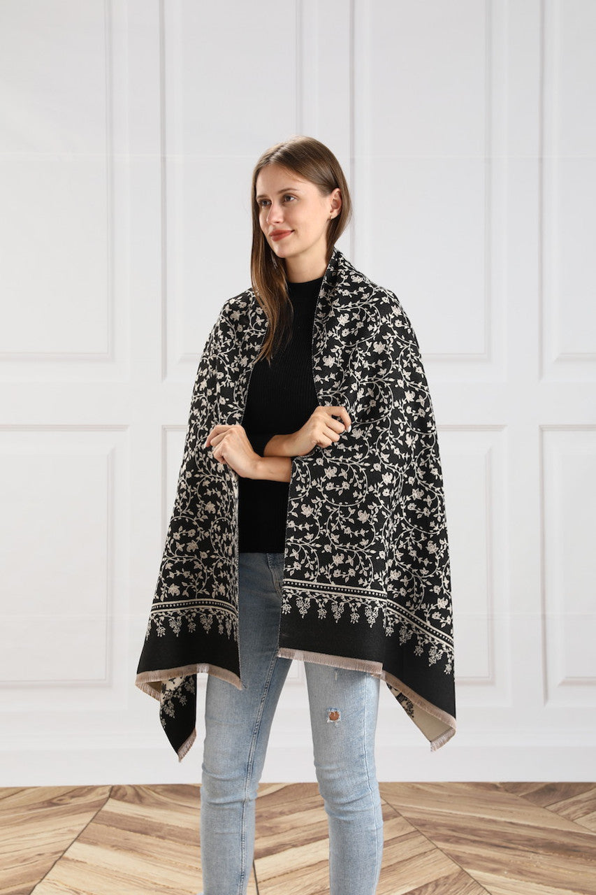 Women's Knitted Scarf (BL070-154)