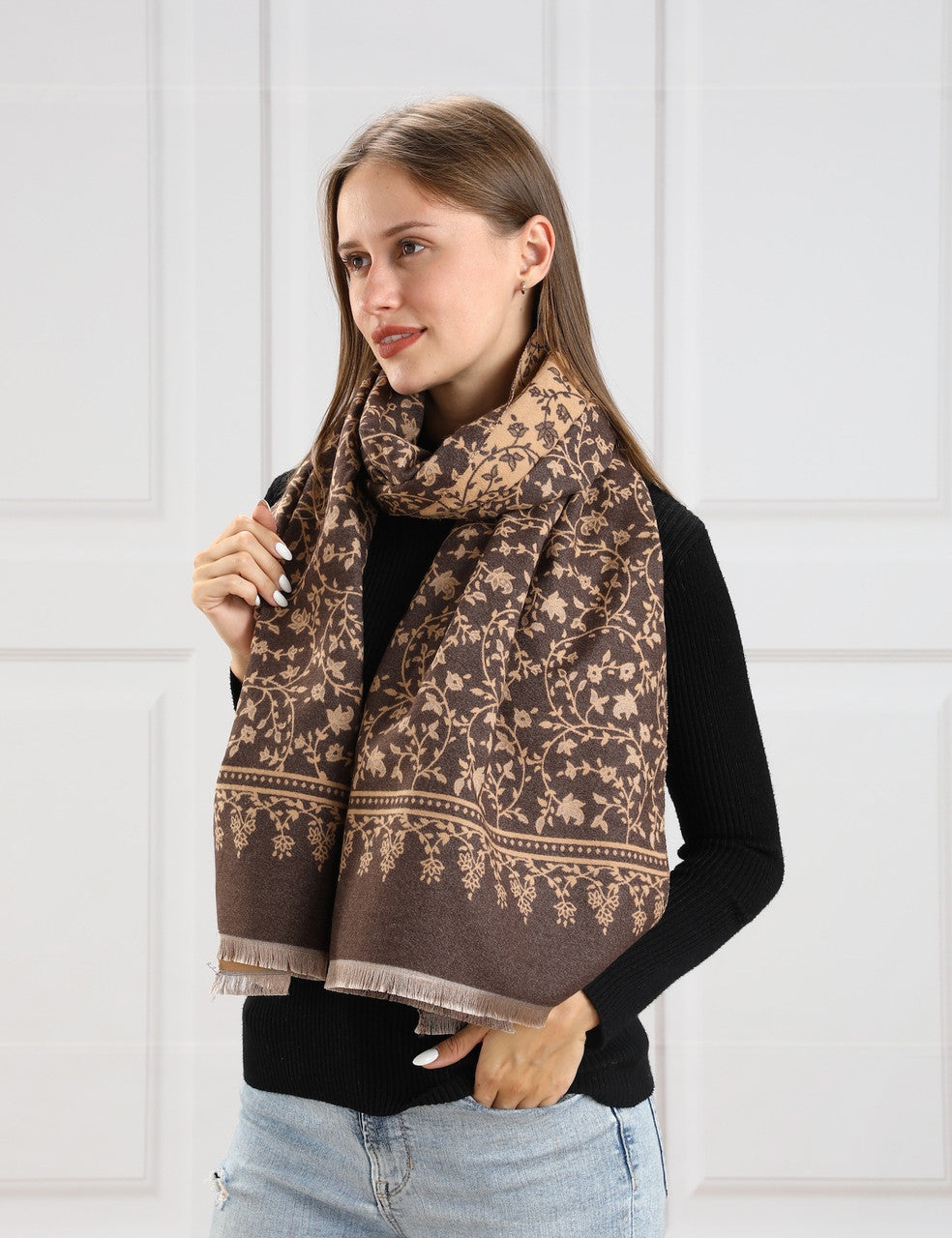 Women's Knitted Scarf (BL070-154)