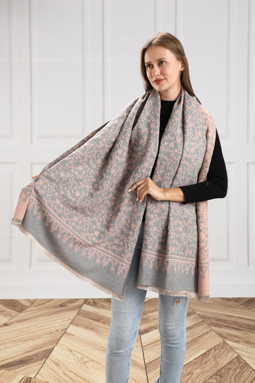 Women's Knitted Scarf (BL070-154)