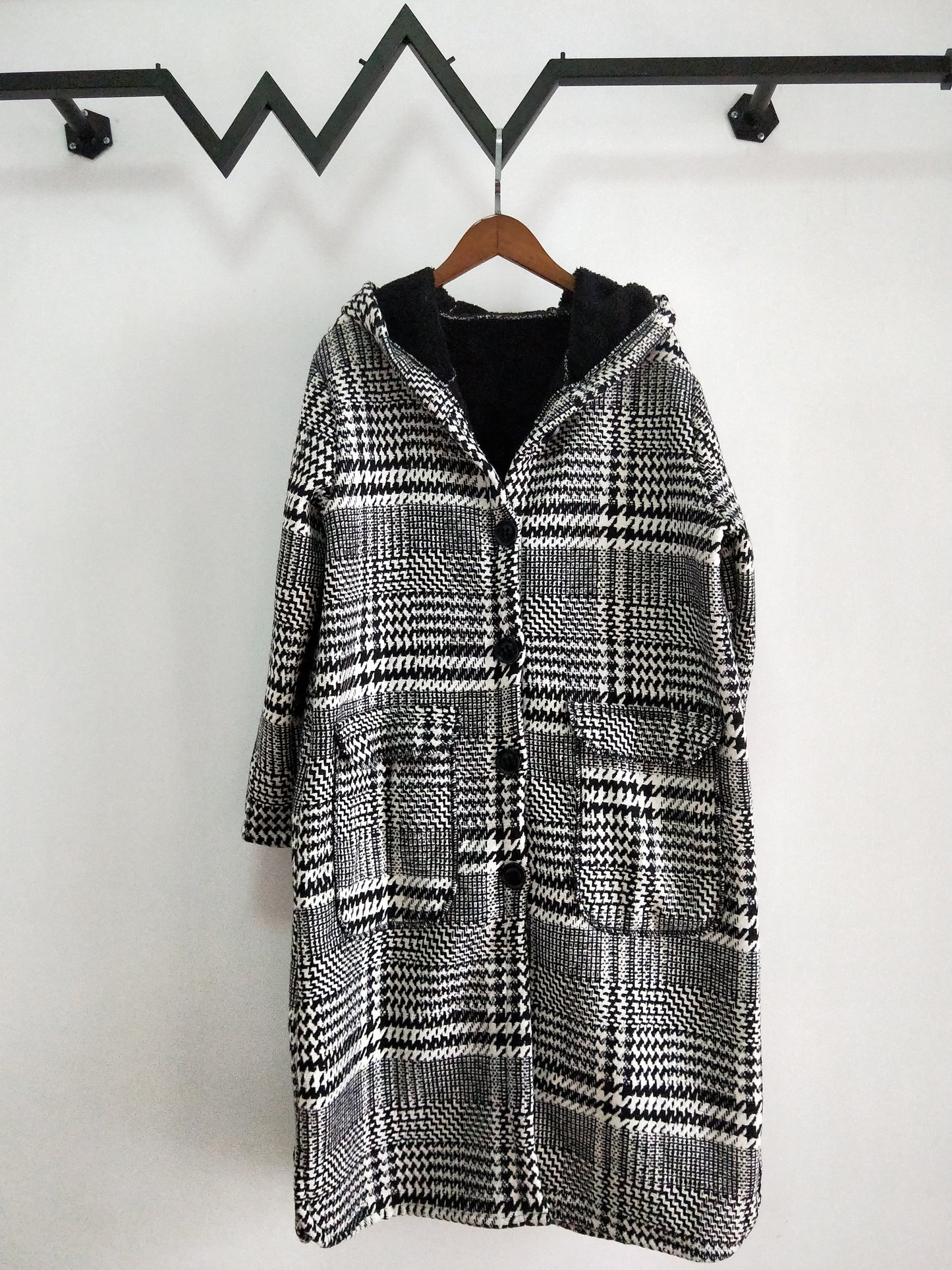 Woman's Plaid & Check Winter Coat (CCB-91253)