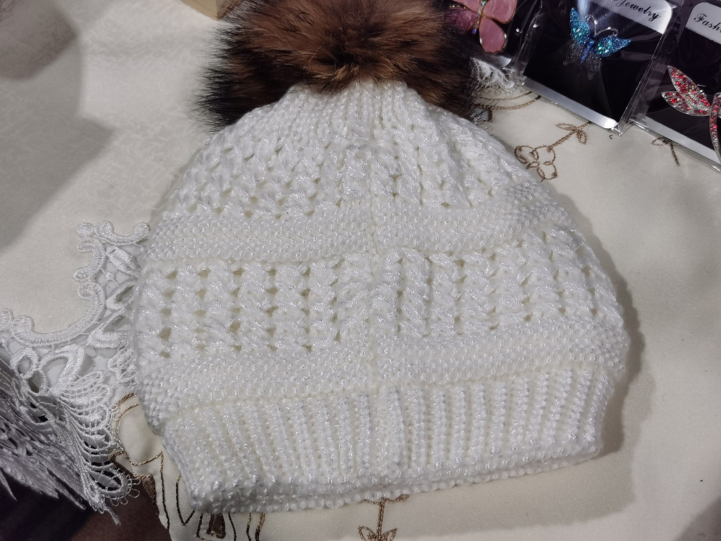 Wool Hats with Detachable Pompom (KH120)