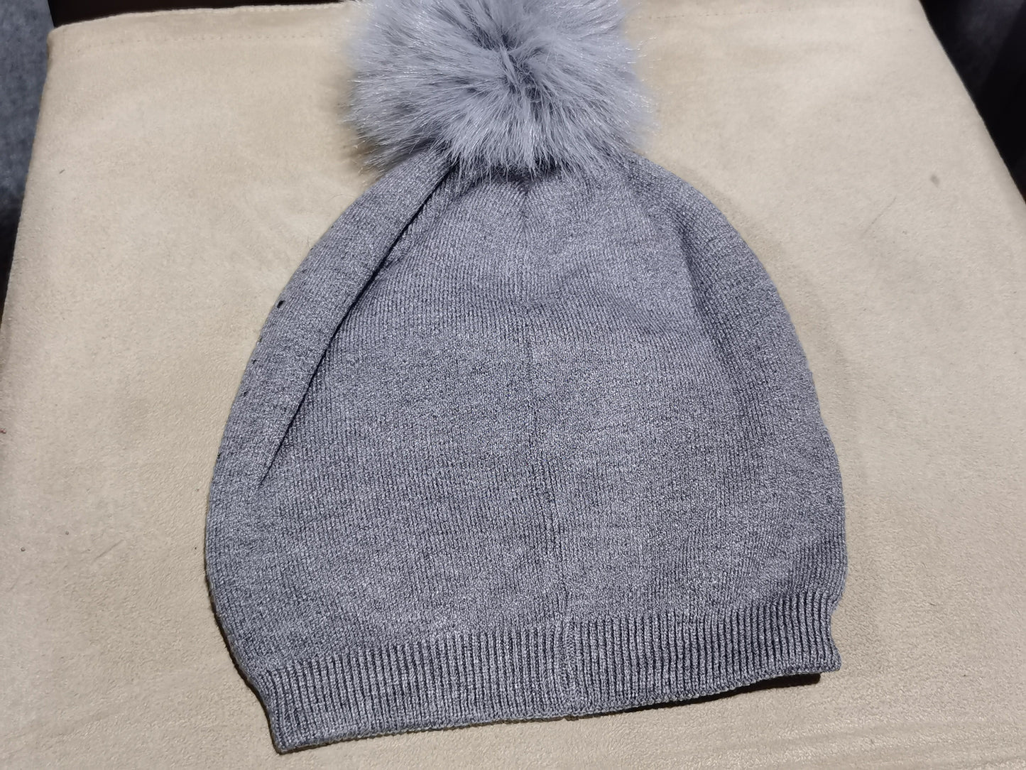 Faux Fur Hat with Crystal (KH080)