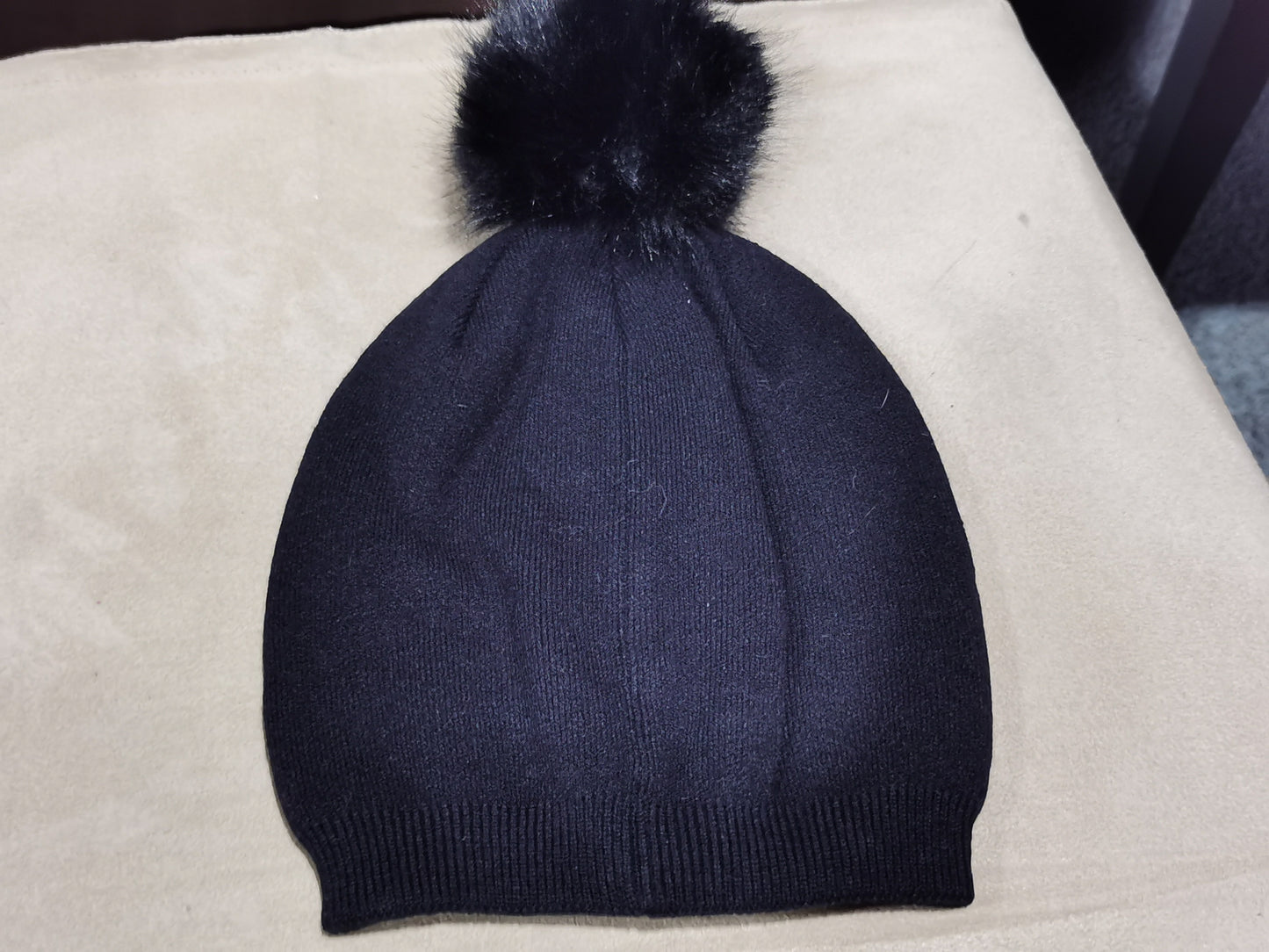 Faux Fur Hat with Crystal (KH080)